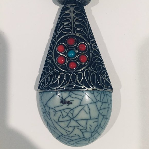 Nepali Mustang Necklace - Picture 5 of 5